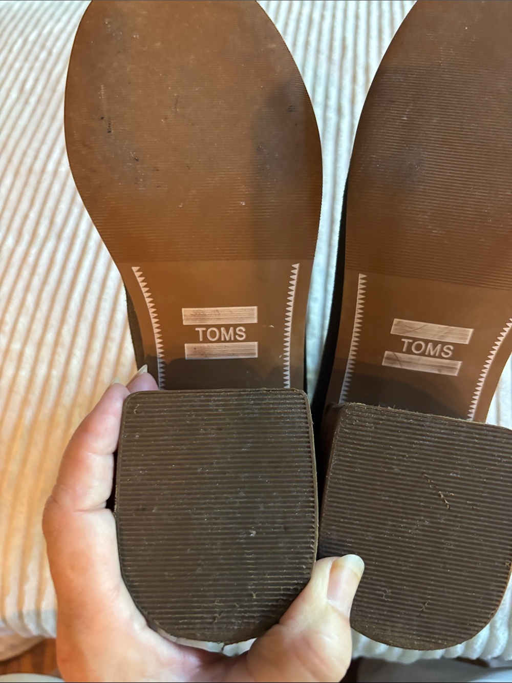Toms suede bootie - Picture 6 of 8